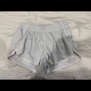 Lululemon Tracker short- 4inch